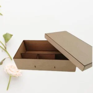 Cajas y canastas para flores y regalos