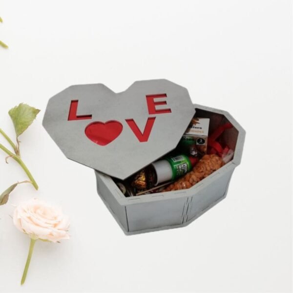 Caja de madera corazón