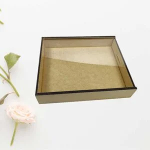 Caja con tapa de acrílico